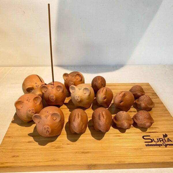 Clay - Pig Incense Handle